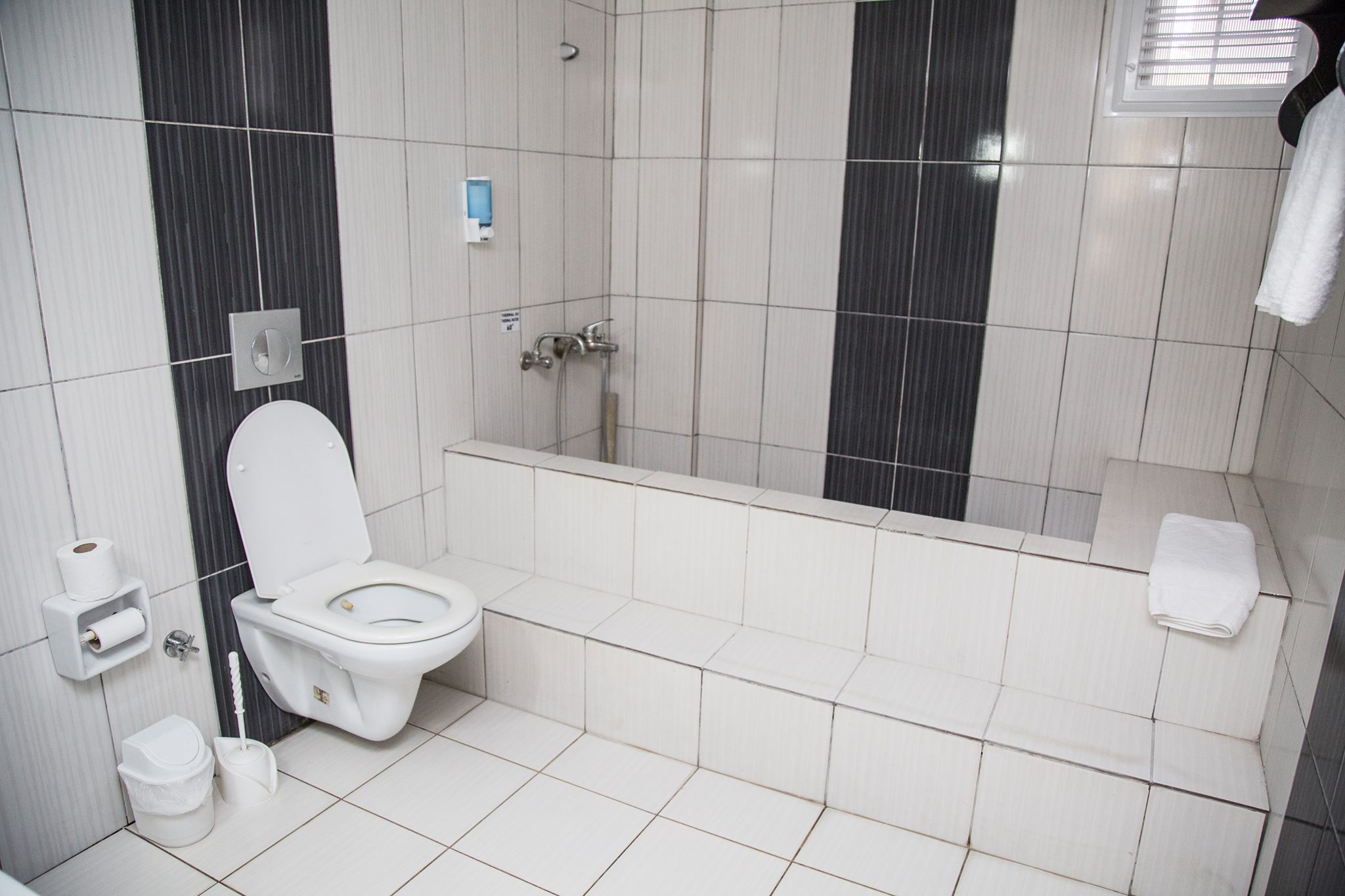 Reis Otel Termal Turu